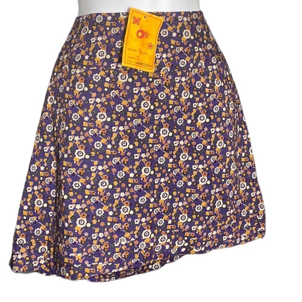 New With Tags Floral Skirt Size L